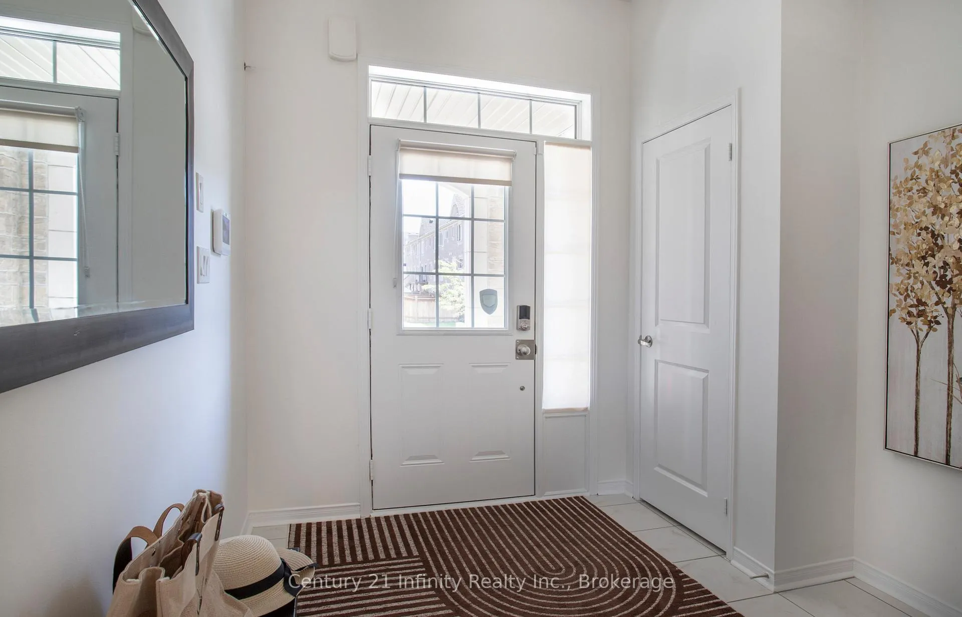 Photo 4 of 1020 Byron Street N, Whitby, Williamsburg — HOMEH