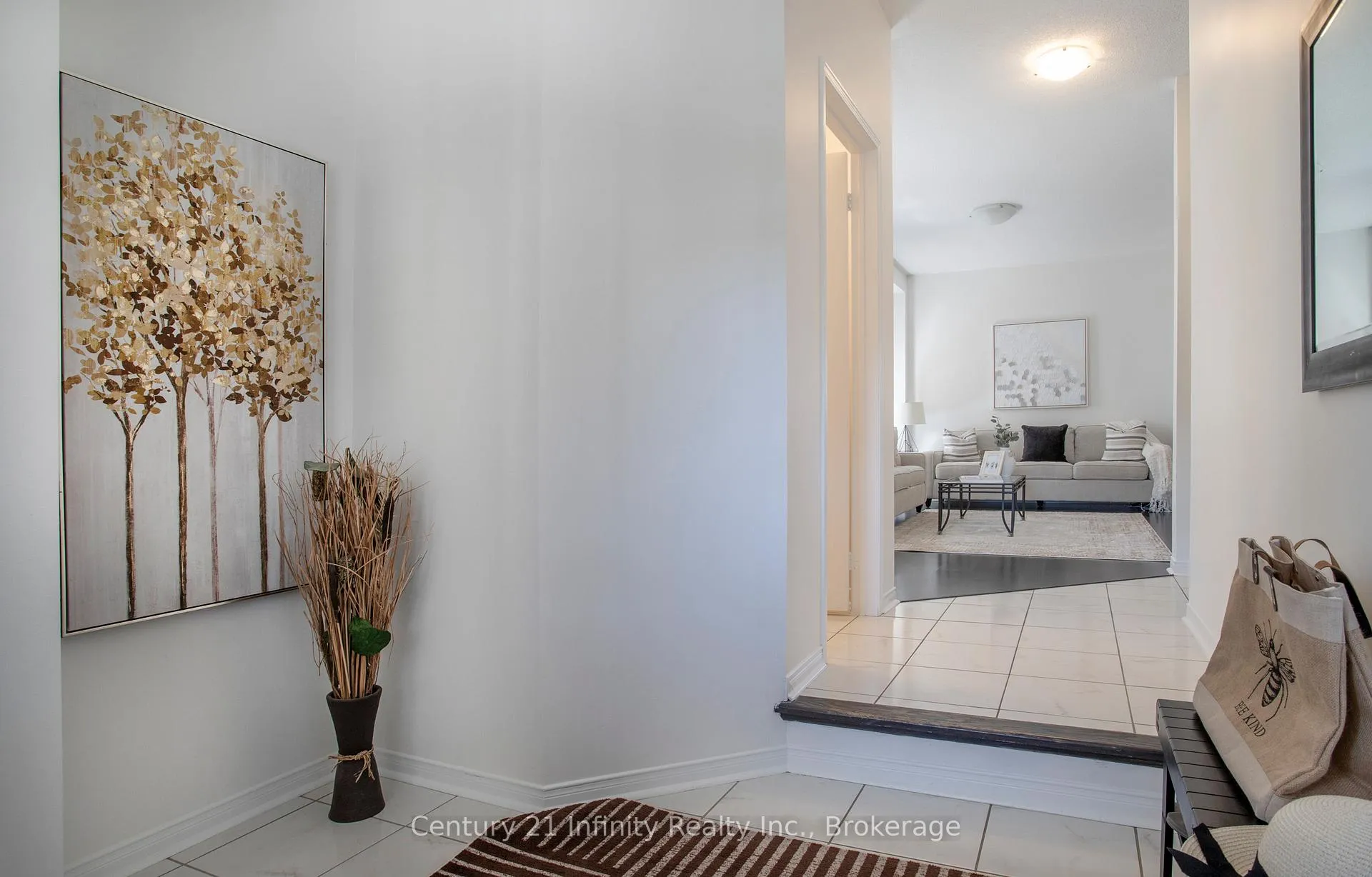 Photo 6 of 1020 Byron Street N, Whitby, Williamsburg — HOMEH