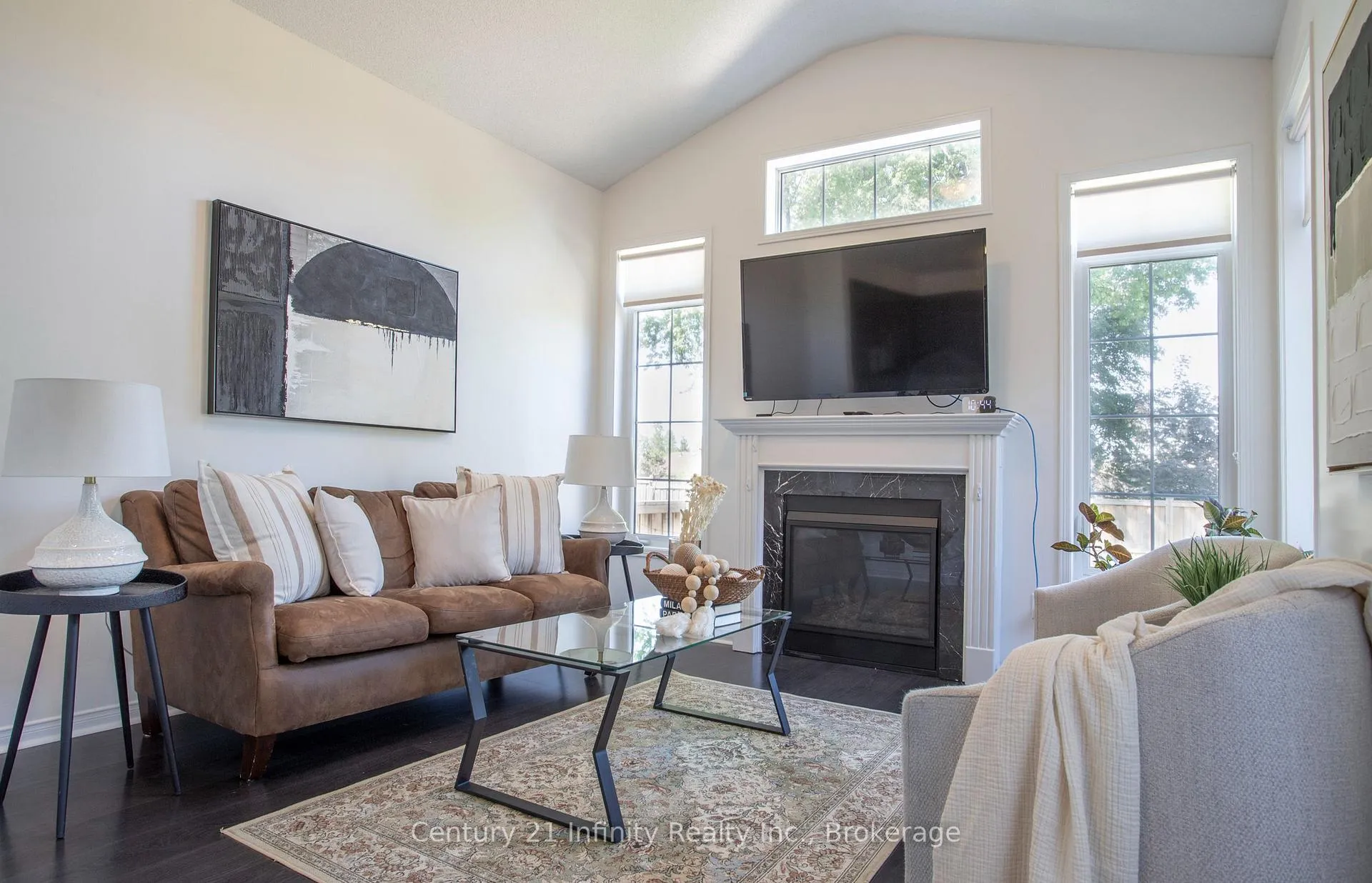 Photo 19 of 1020 Byron Street N, Whitby, Williamsburg — HOMEH