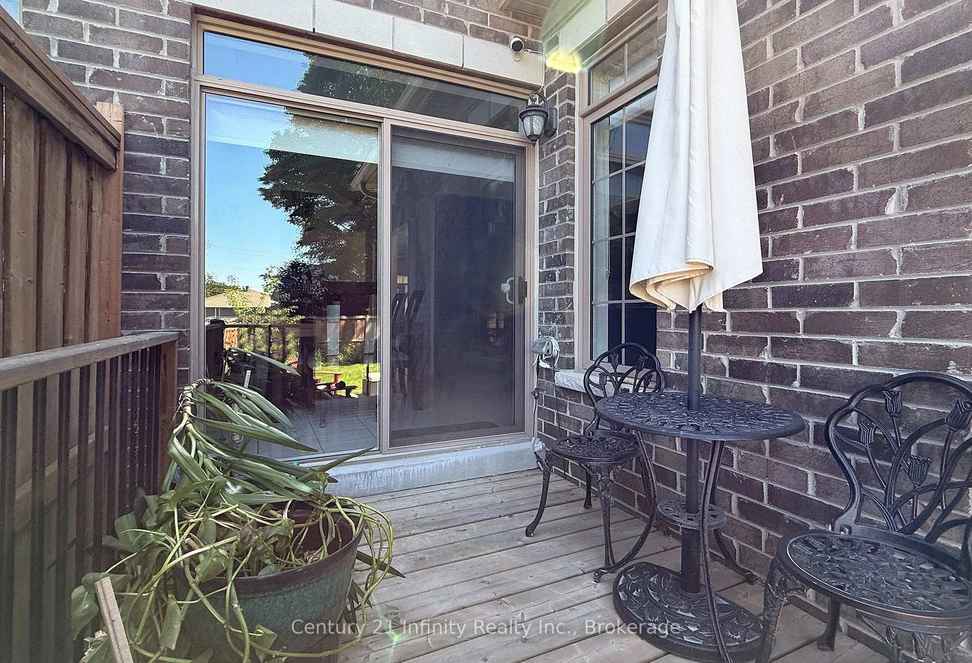 Photo 43 of 1020 Byron Street N, Whitby, Williamsburg — HOMEH