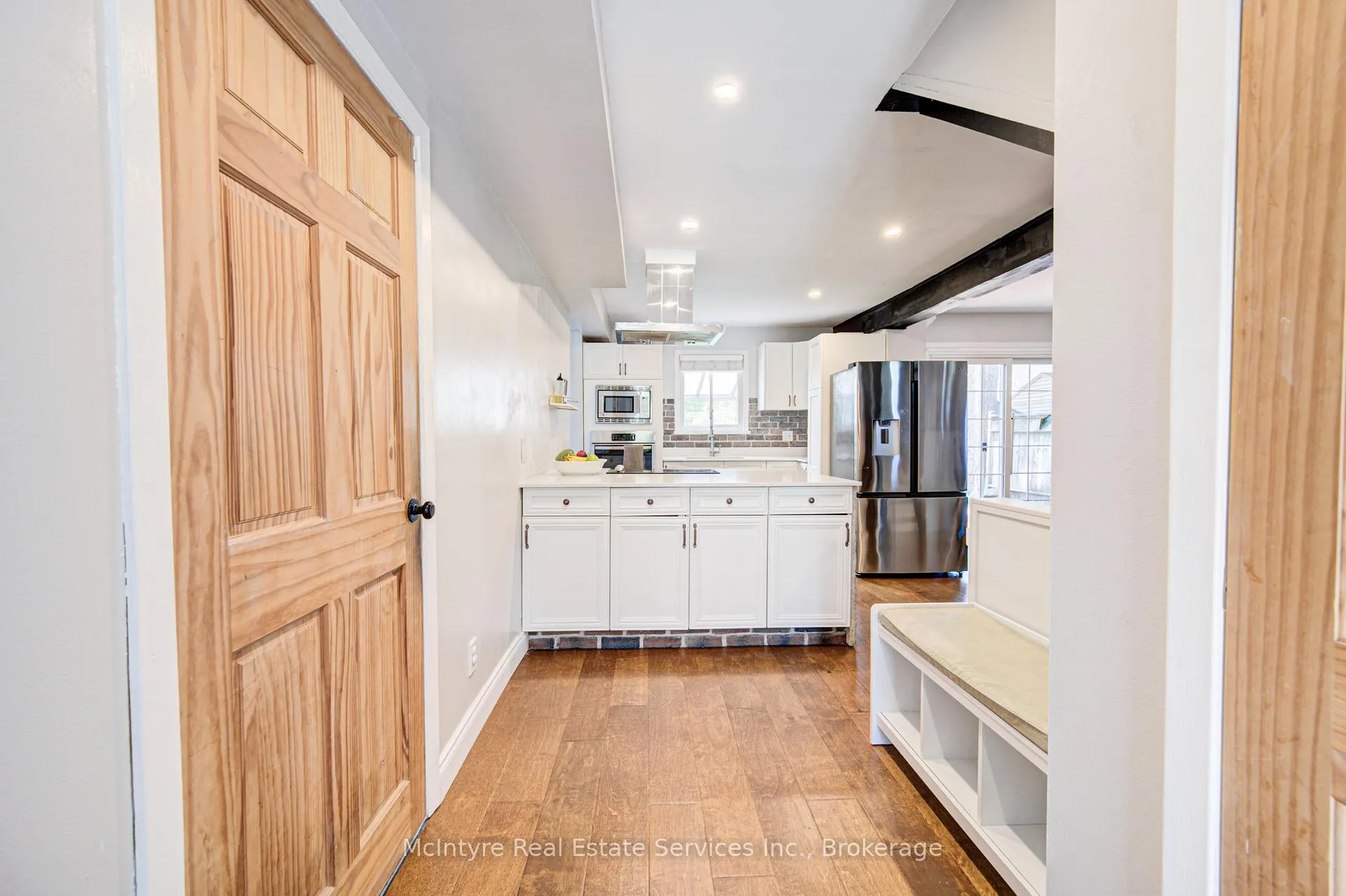 Photo 7 of 154 Grand Avenue S, Cambridge, St. Andrews Estates — HOMEH