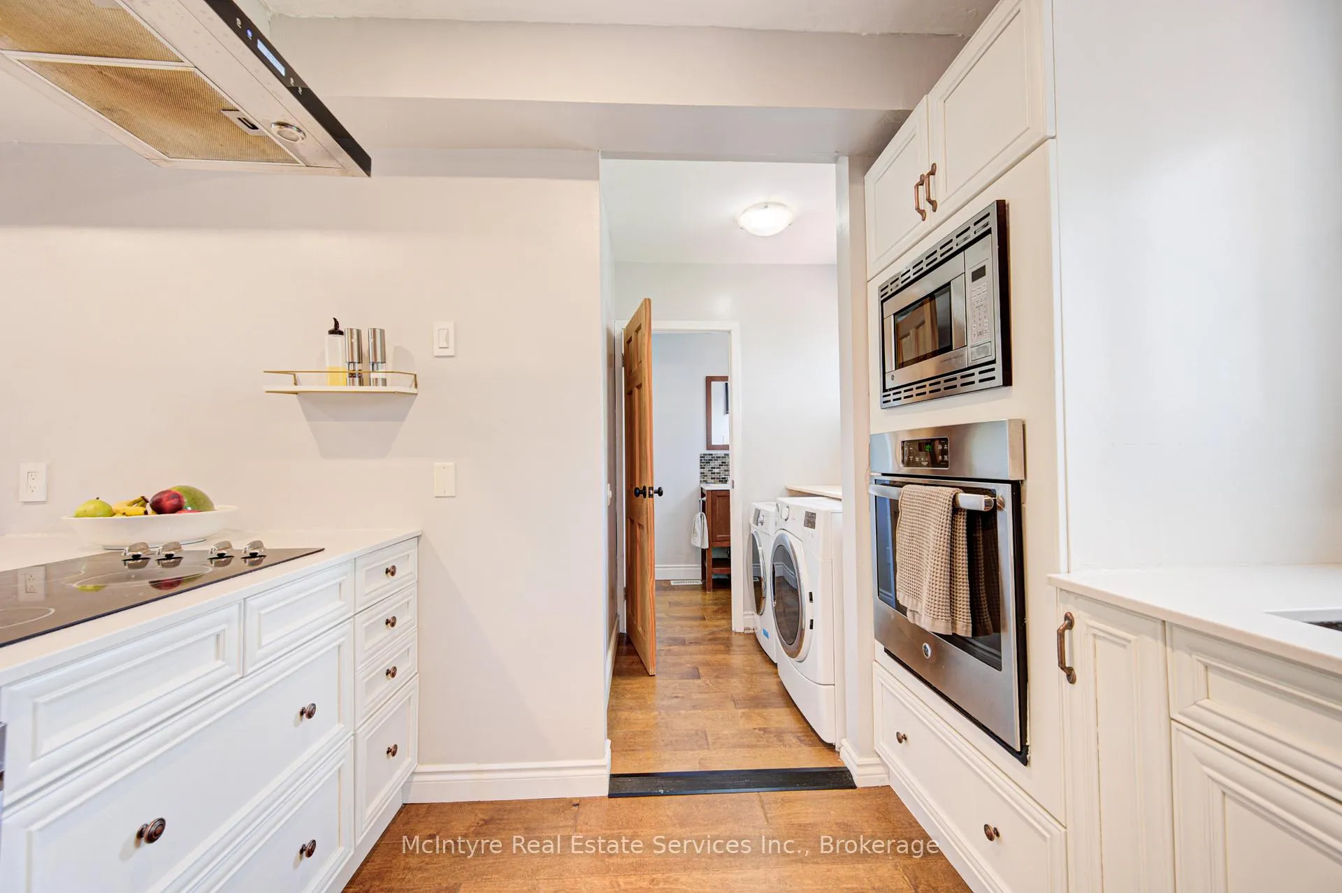 Photo 13 of 154 Grand Avenue S, Cambridge, St. Andrews Estates — HOMEH