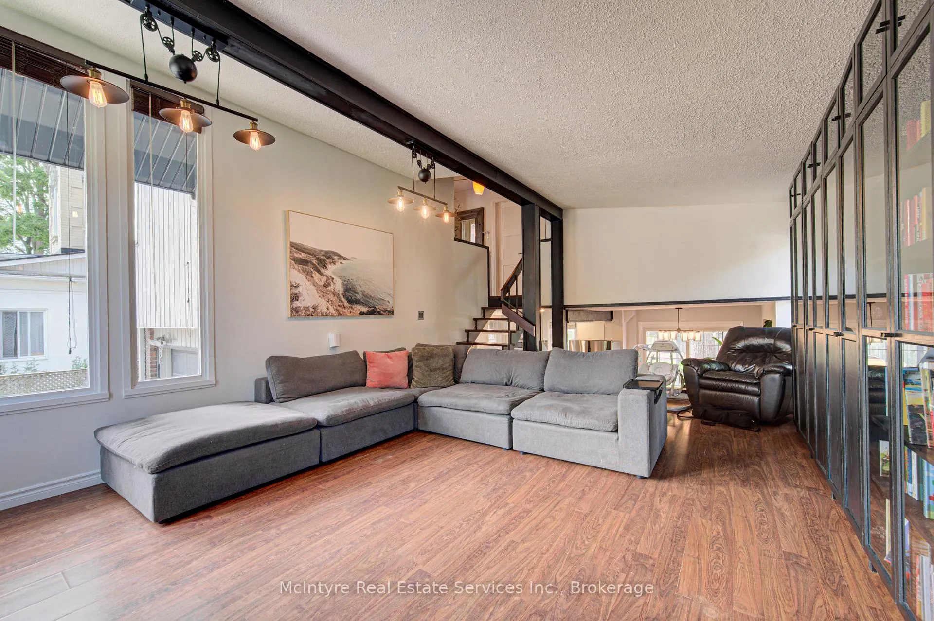 Photo 29 of 154 Grand Avenue S, Cambridge, St. Andrews Estates — HOMEH