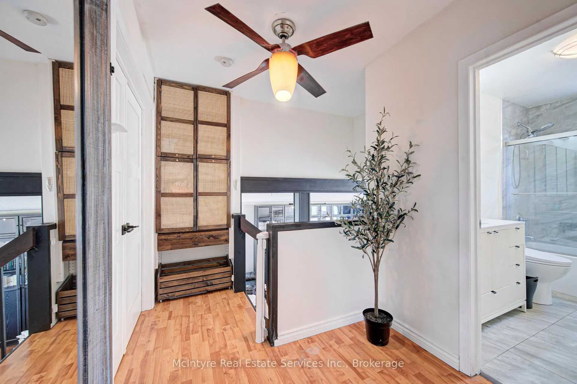 Photo 36 of 154 Grand Avenue S, Cambridge, St. Andrews Estates — HOMEH