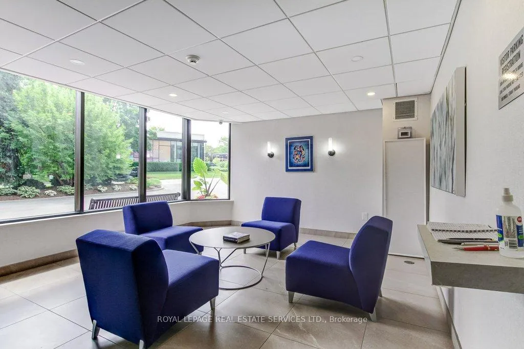 Photo 5 of Unit 301, 2121 Lakeshore Road, Burlington, Brant — HOMEH