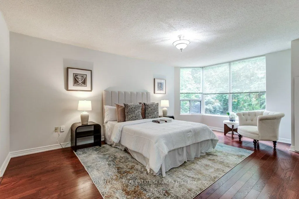 Photo 35 of Unit 301, 2121 Lakeshore Road, Burlington, Brant — HOMEH