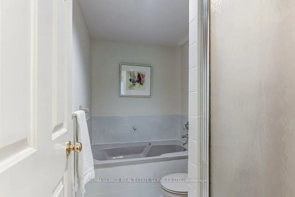 Photo 40 of Unit 301, 2121 Lakeshore Road, Burlington, Brant — HOMEH