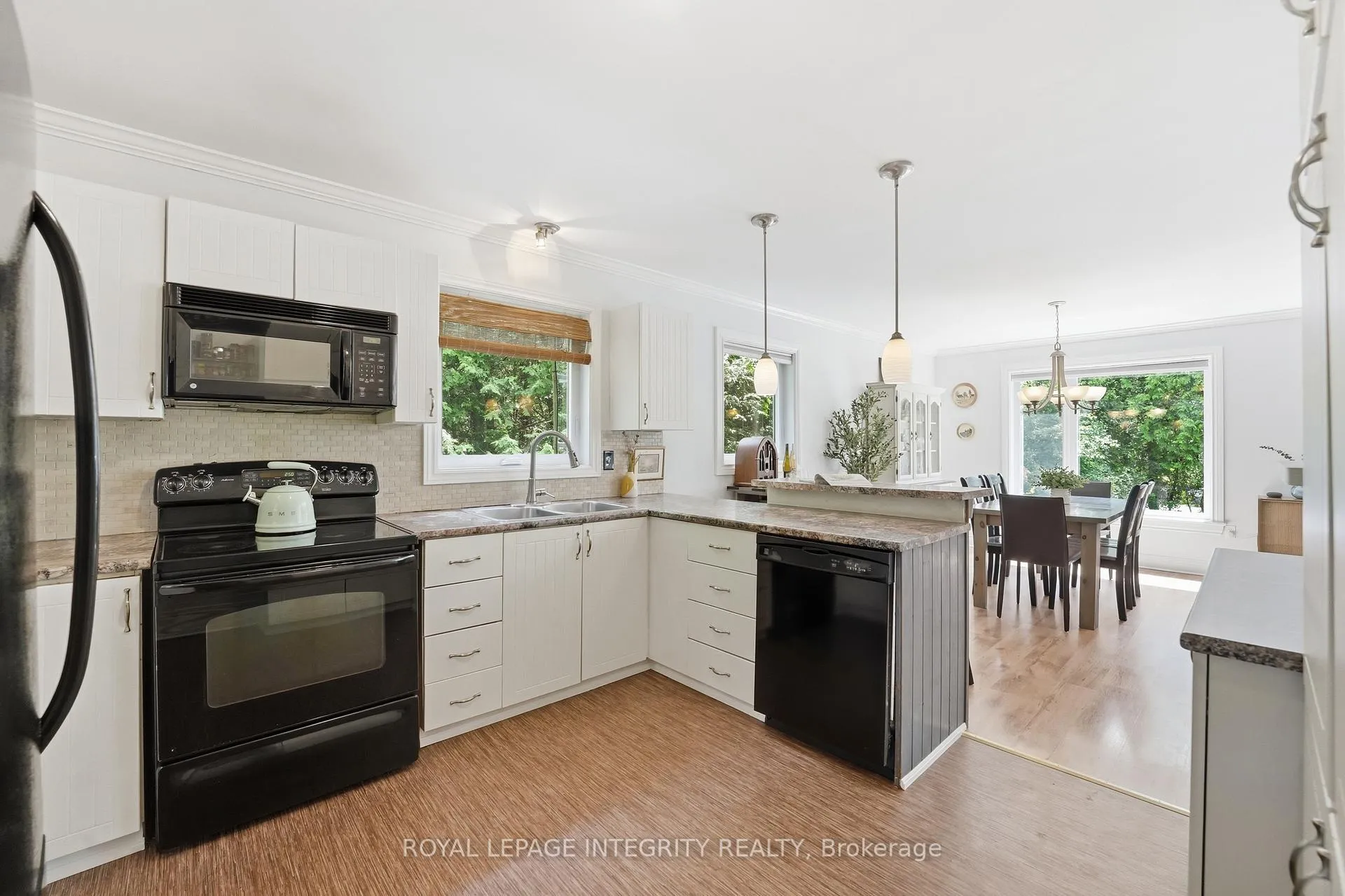 Photo 12 of 215 Davis Road, North Grenville, North Grenville Twp (Kemptville South) — HOMEH