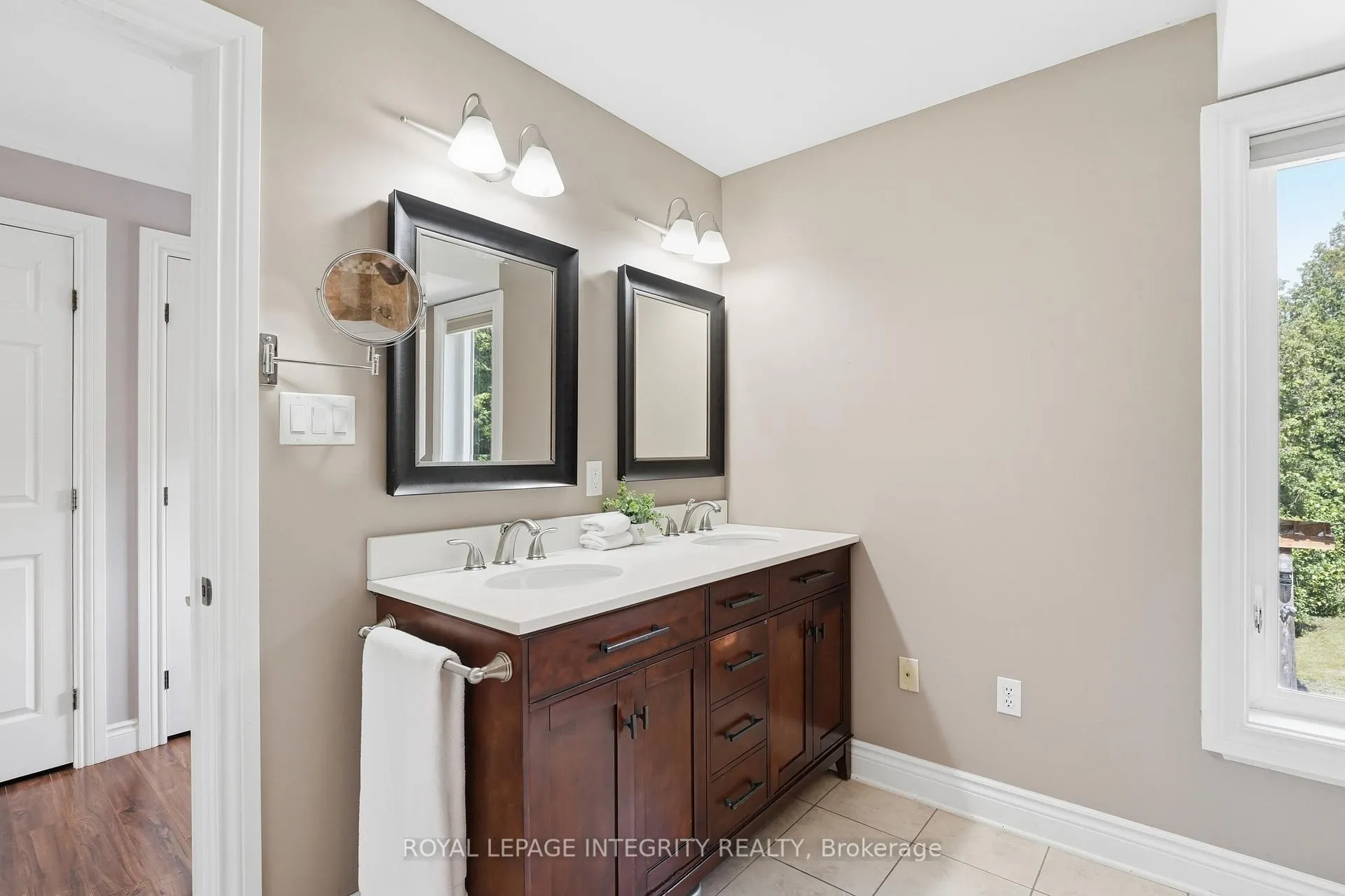 Photo 17 of 215 Davis Road, North Grenville, North Grenville Twp (Kemptville South) — HOMEH