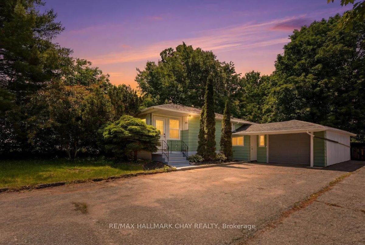 Photo 1 of 2022 St. Johns Road, Innisfil, Alcona — HOMEH