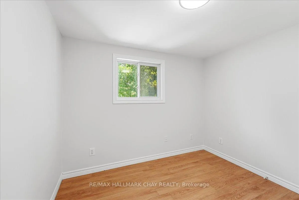 Photo 16 of 2022 St. Johns Road, Innisfil, Alcona — HOMEH