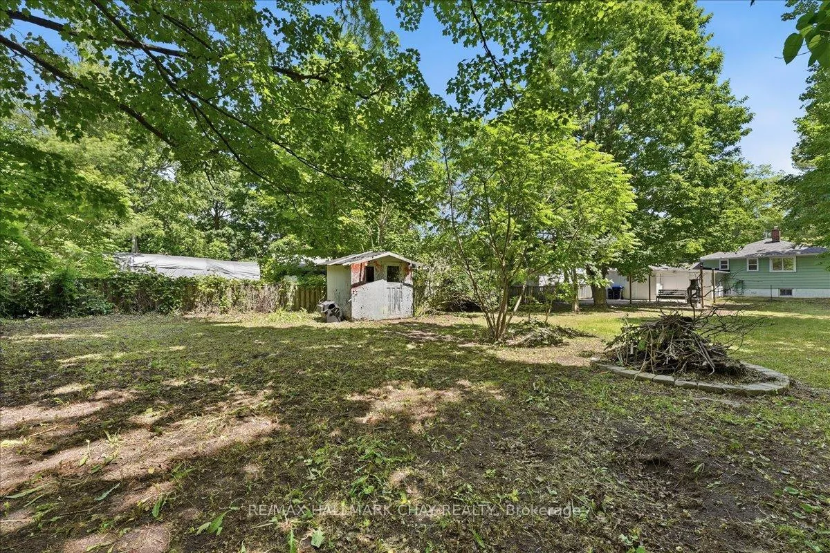 Photo 38 of 2022 St. Johns Road, Innisfil, Alcona — HOMEH