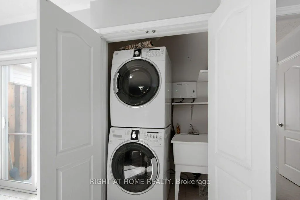 Photo 15 of 833 Leslie Street, Cobourg — HOMEH