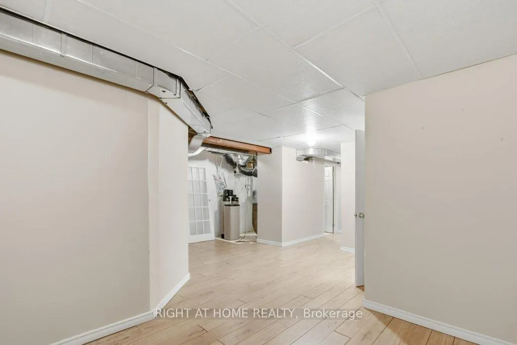 Photo 21 of 833 Leslie Street, Cobourg — HOMEH