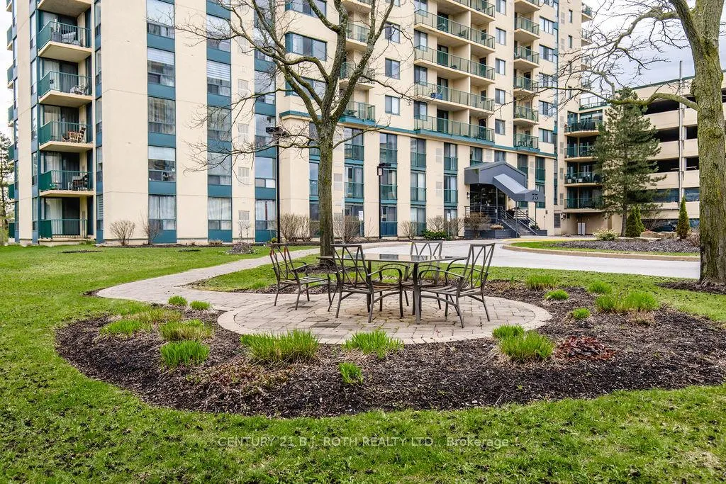 Photo 34 of Unit 1104, 75 Ellen Street, Barrie, City Centre — HOMEH