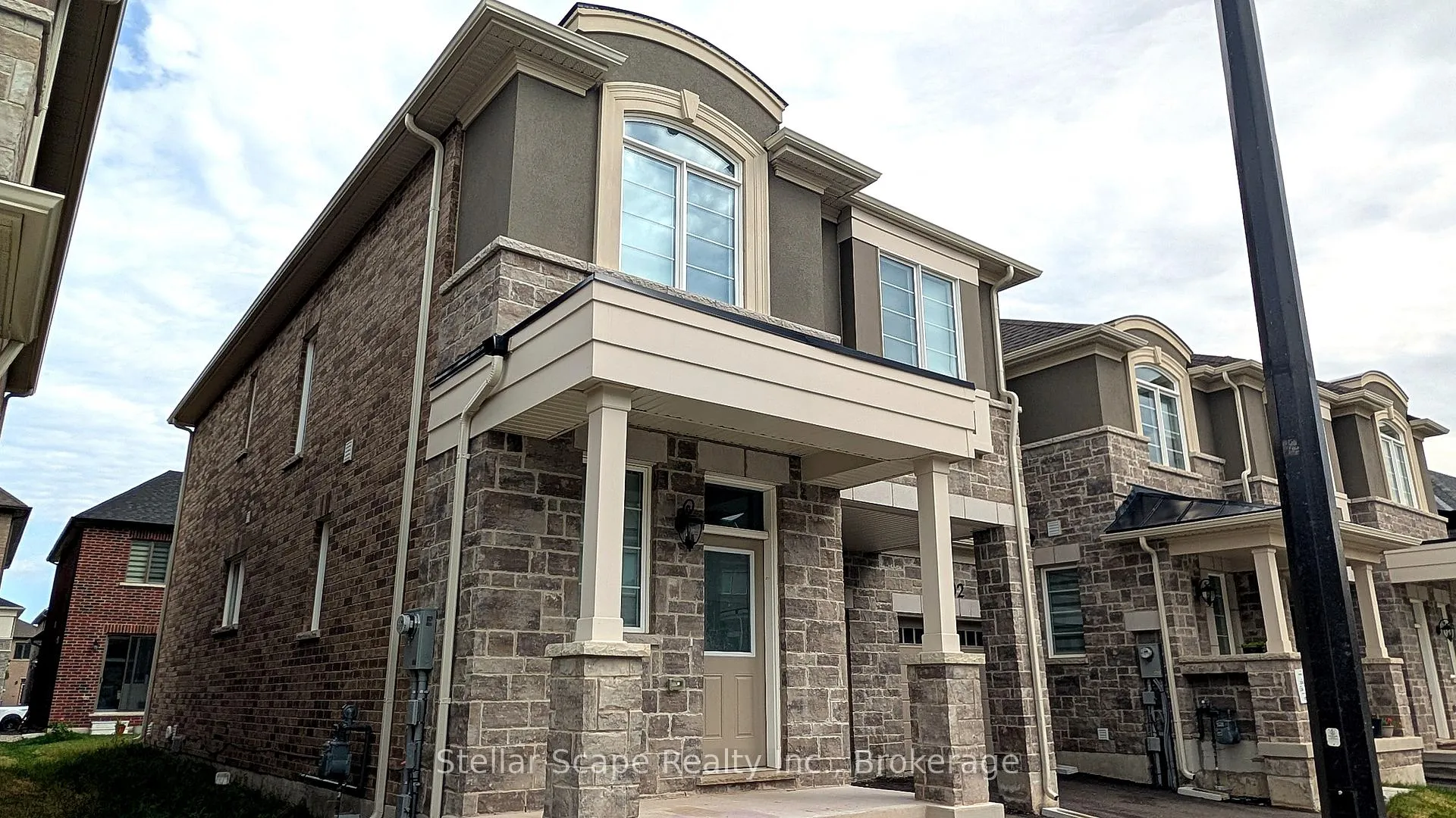 Photo 3 of 300 Starflower Place, Milton, Walker — HOMEH