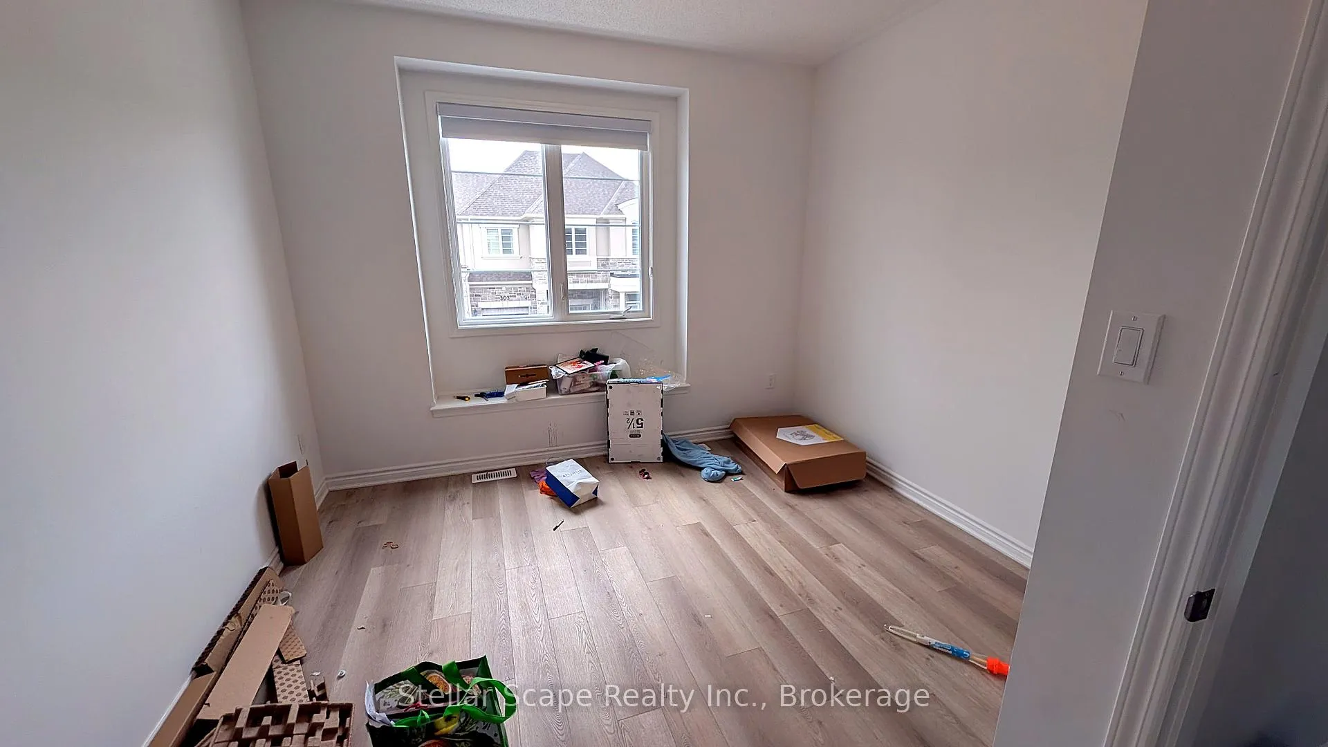 Photo 5 of 300 Starflower Place, Milton, Walker — HOMEH