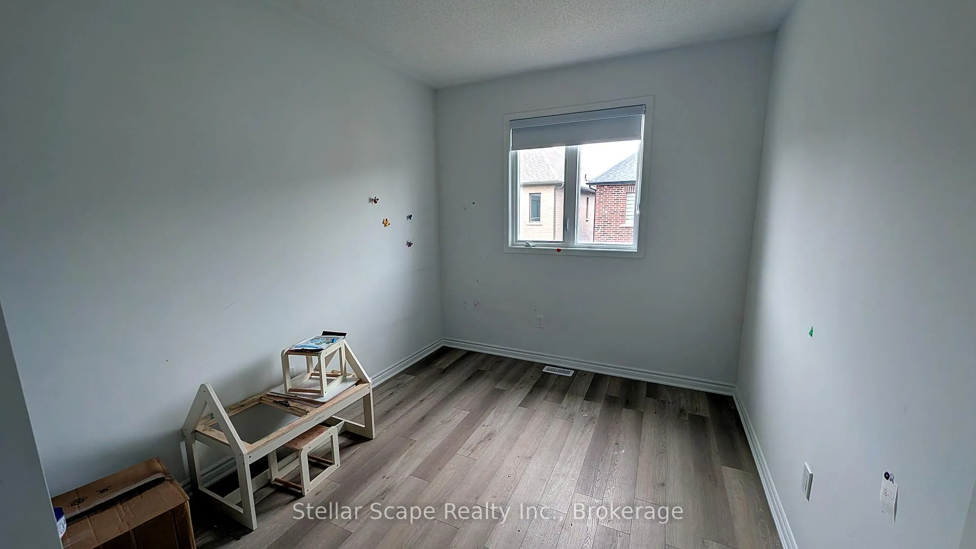 Photo 6 of 300 Starflower Place, Milton, Walker — HOMEH