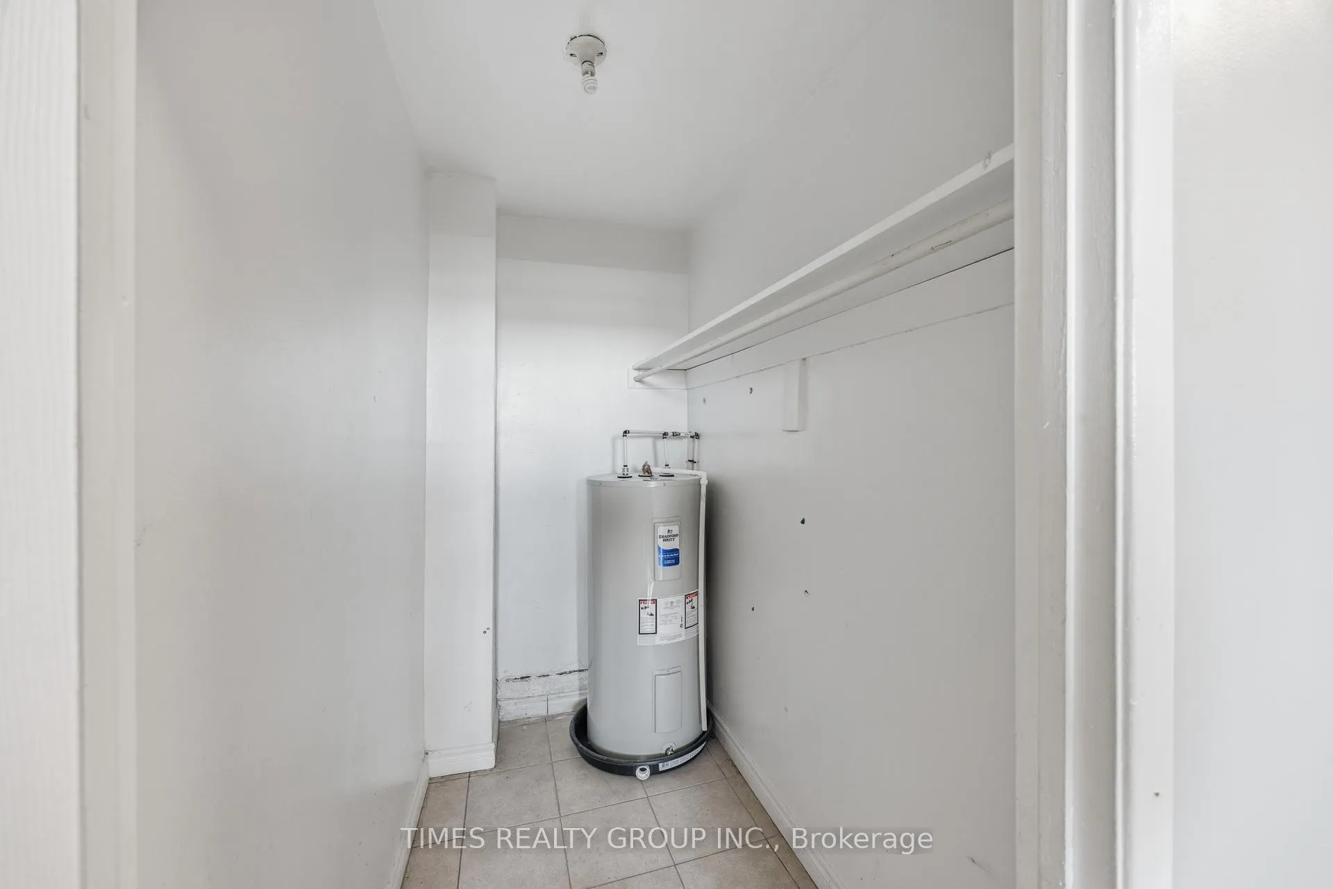 Photo 8 of Unit 903, 212 Brock Street, Peterborough, Town Ward 3 — HOMEH