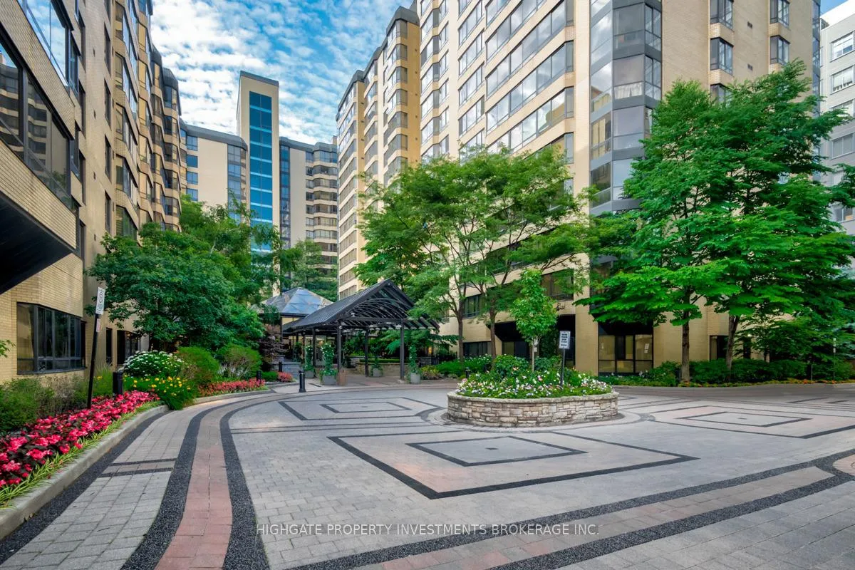Photo 2 of Unit 901B, 195 St Patrick Street, Toronto, Kensington-Chinatown — HOMEH