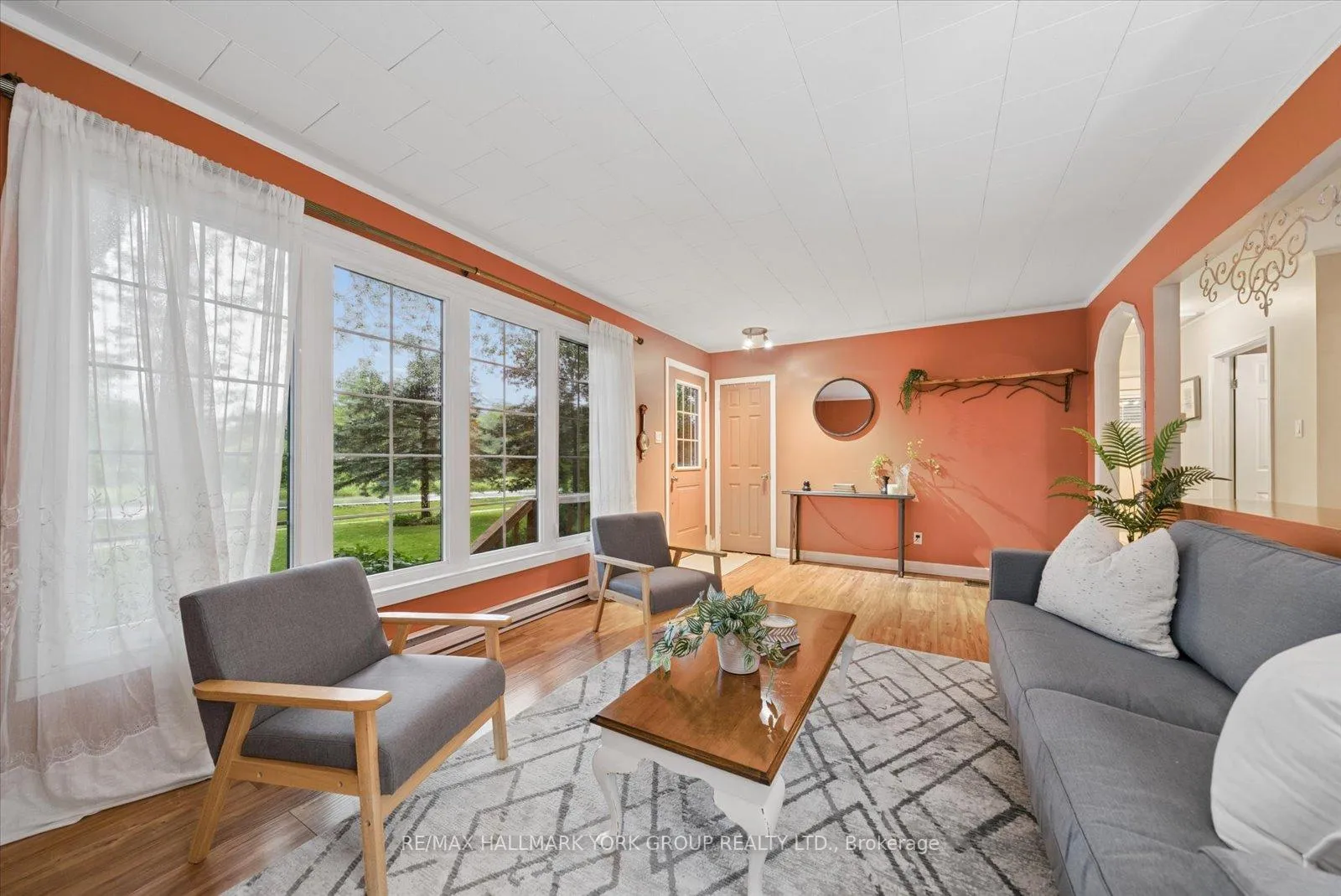 Photo 7 of 47 Sunnidale Boulevard, Georgina, Sutton & Jackson's Point — HOMEH
