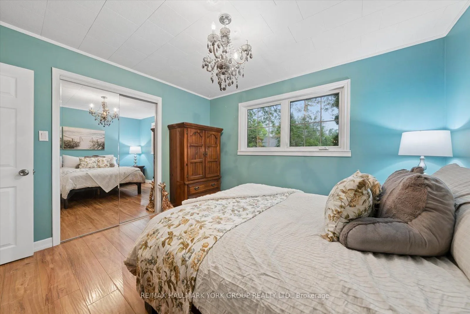 Photo 18 of 47 Sunnidale Boulevard, Georgina, Sutton & Jackson's Point — HOMEH