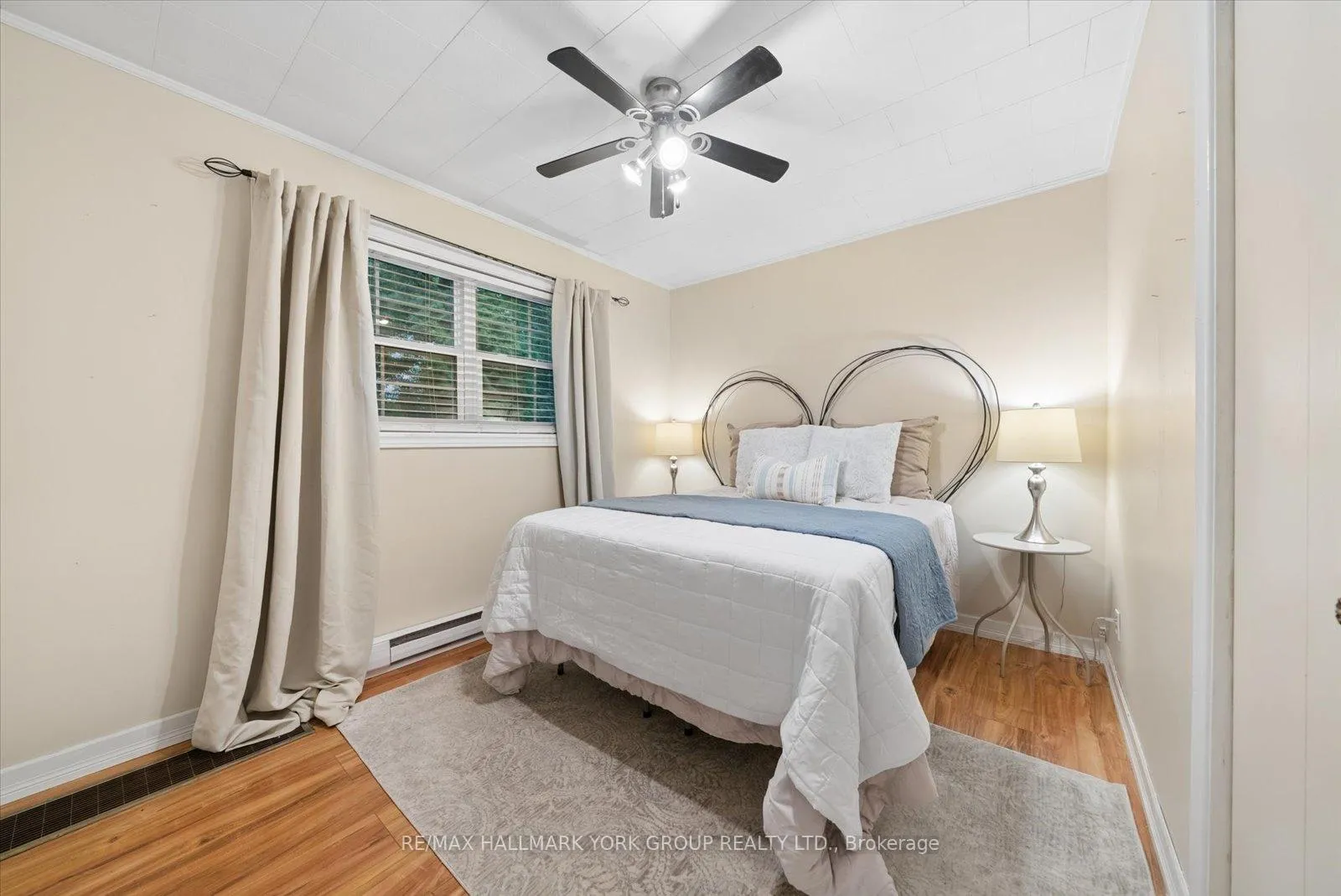 Photo 21 of 47 Sunnidale Boulevard, Georgina, Sutton & Jackson's Point — HOMEH