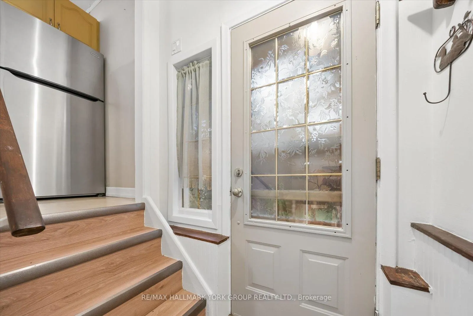 Photo 24 of 47 Sunnidale Boulevard, Georgina, Sutton & Jackson's Point — HOMEH