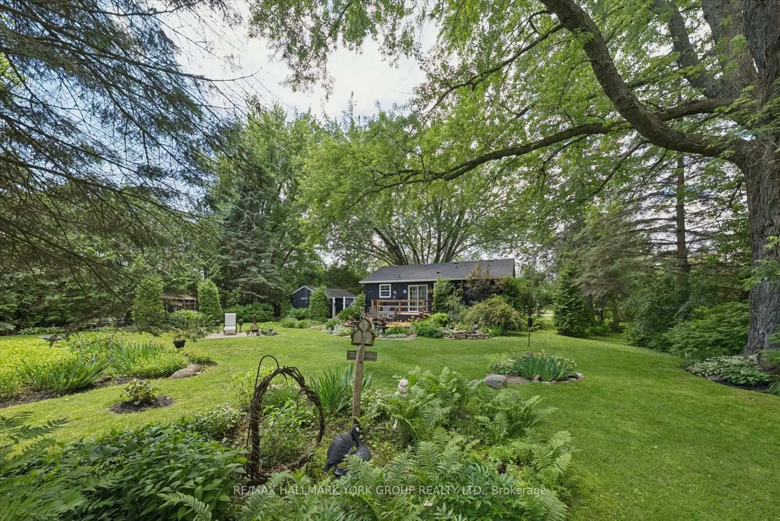 Photo 39 of 47 Sunnidale Boulevard, Georgina, Sutton & Jackson's Point — HOMEH