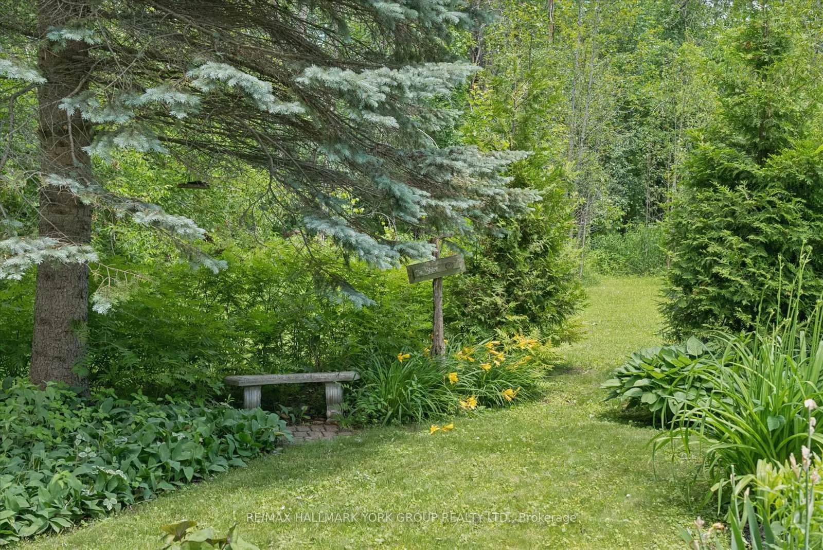 Photo 40 of 47 Sunnidale Boulevard, Georgina, Sutton & Jackson's Point — HOMEH