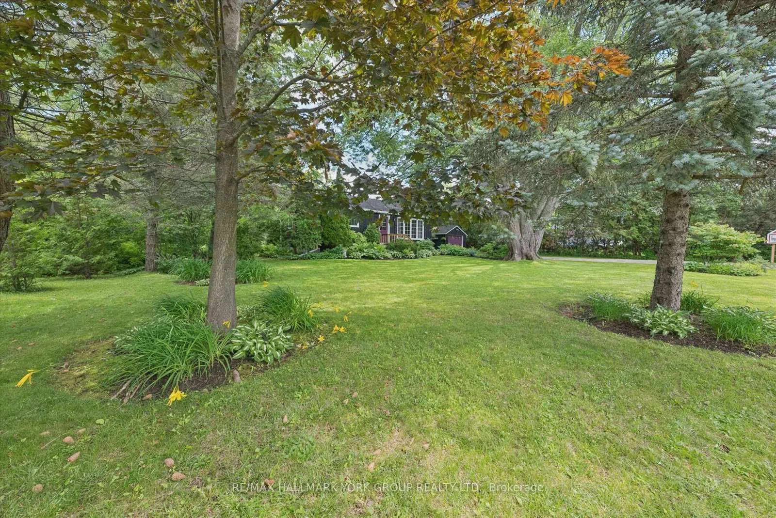 Photo 42 of 47 Sunnidale Boulevard, Georgina, Sutton & Jackson's Point — HOMEH
