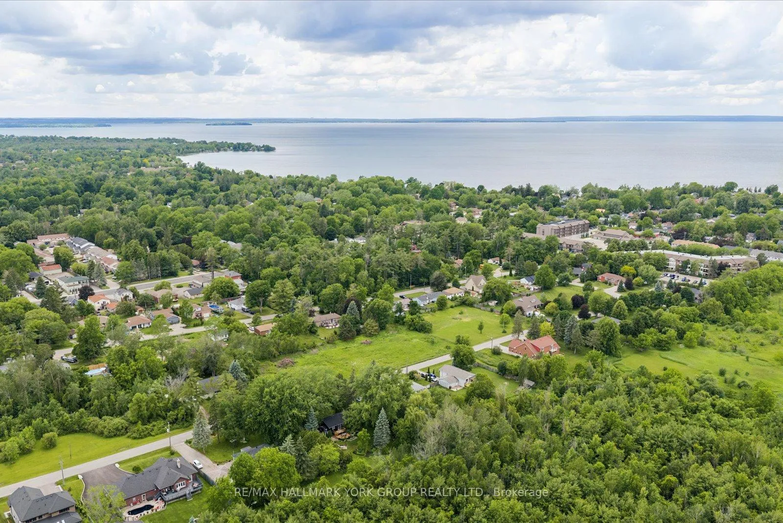 Photo 46 of 47 Sunnidale Boulevard, Georgina, Sutton & Jackson's Point — HOMEH