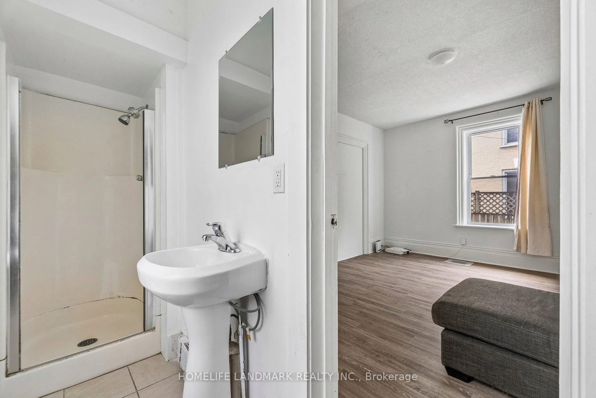 Photo 13 of 737 Water Street, Peterborough, Northcrest Ward 5 — HOMEH