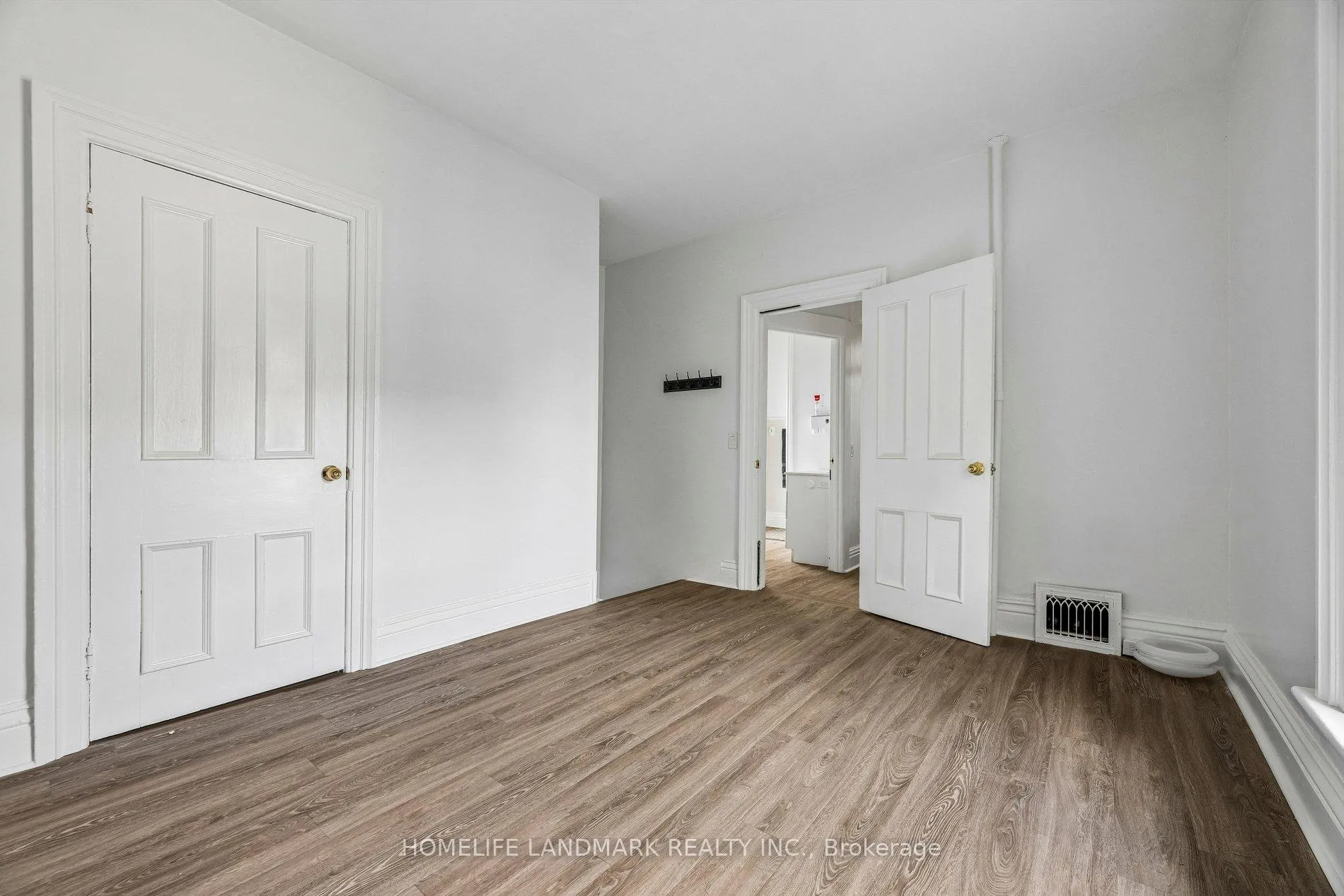 Photo 19 of 737 Water Street, Peterborough, Northcrest Ward 5 — HOMEH
