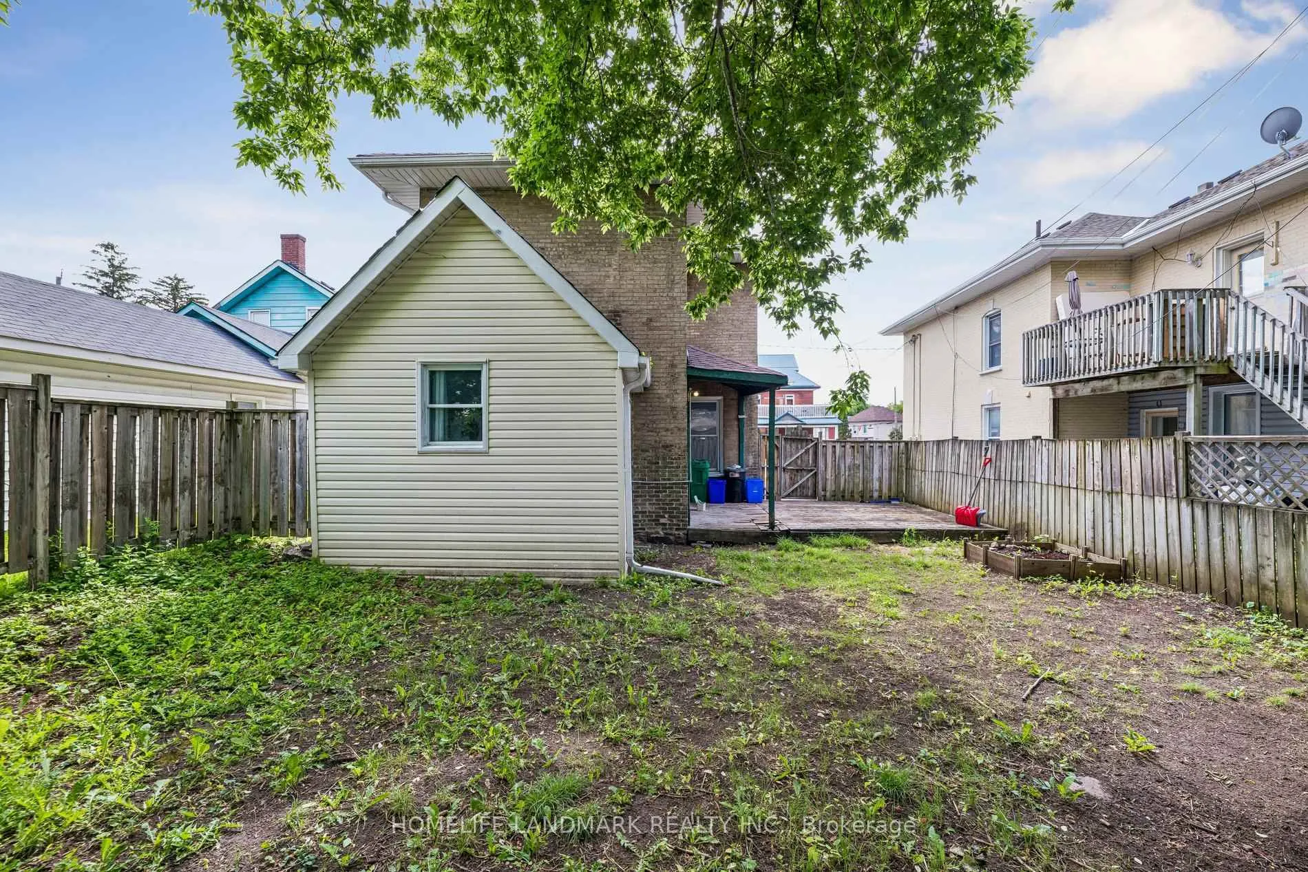 Photo 25 of 737 Water Street, Peterborough, Northcrest Ward 5 — HOMEH