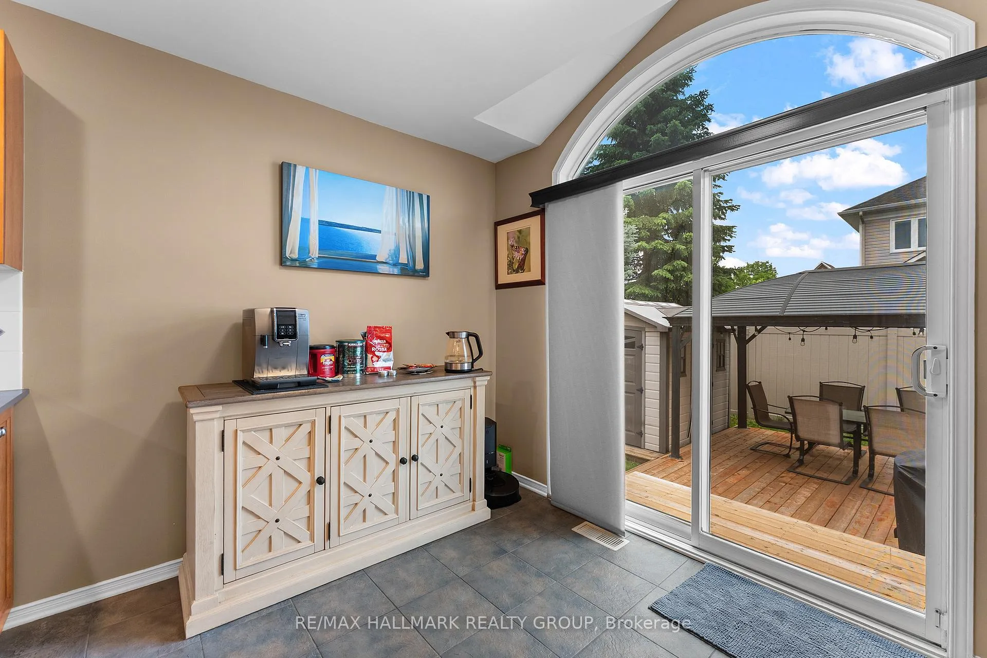 Photo 10 of 2250 Silverado Crescent, Ottawa, Avalon East — HOMEH