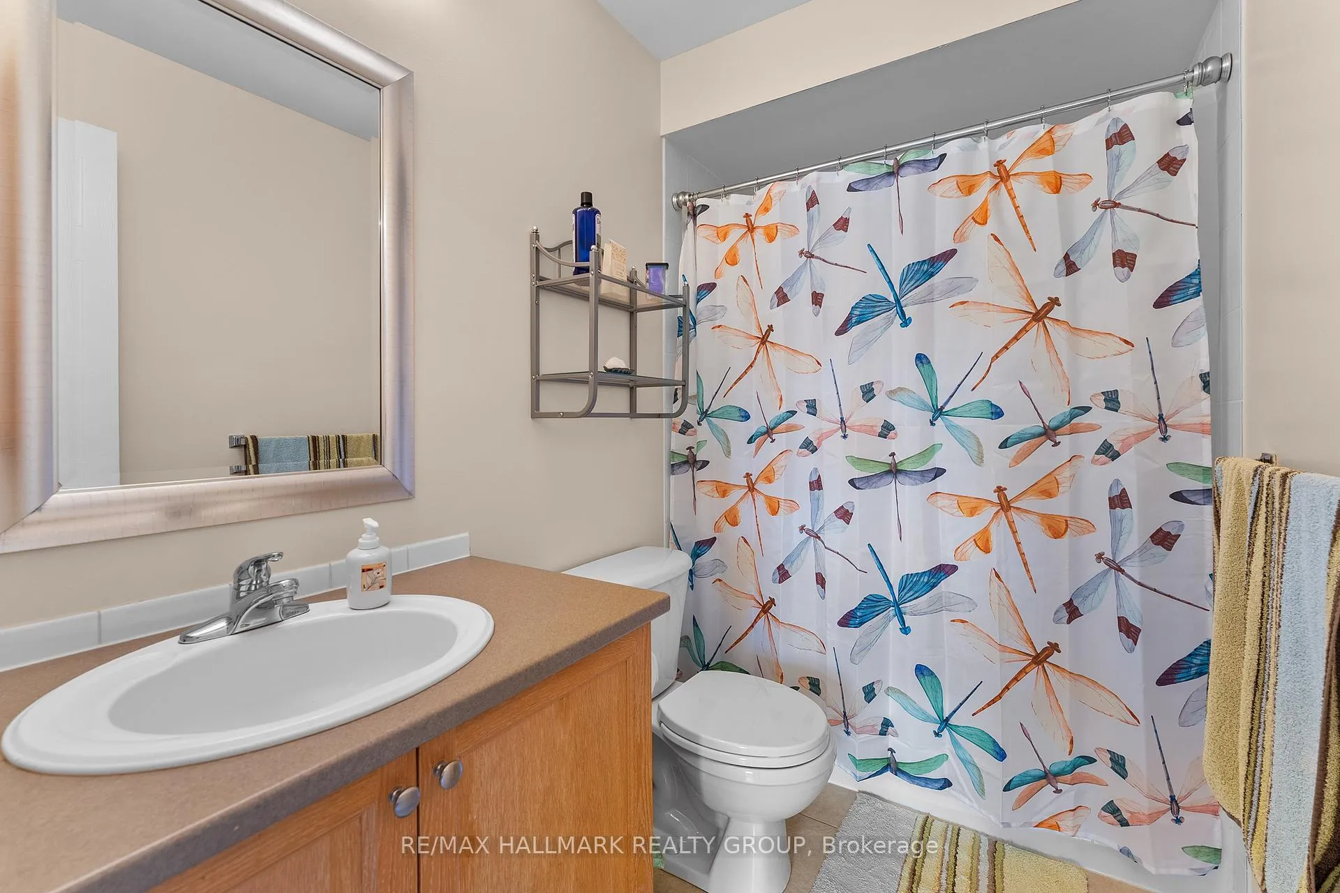 Photo 18 of 2250 Silverado Crescent, Ottawa, Avalon East — HOMEH