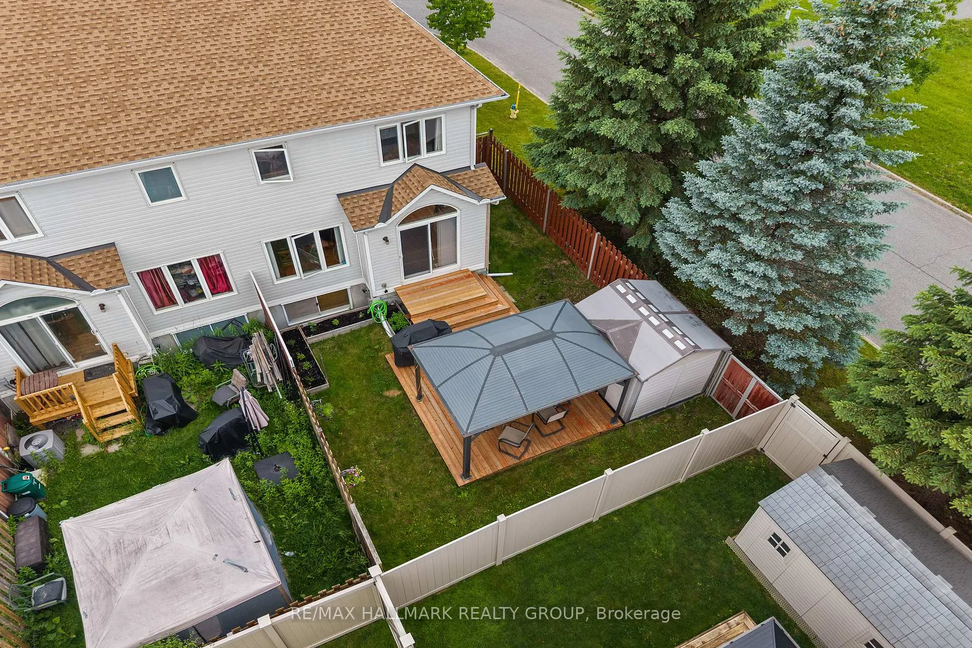Photo 28 of 2250 Silverado Crescent, Ottawa, Avalon East — HOMEH