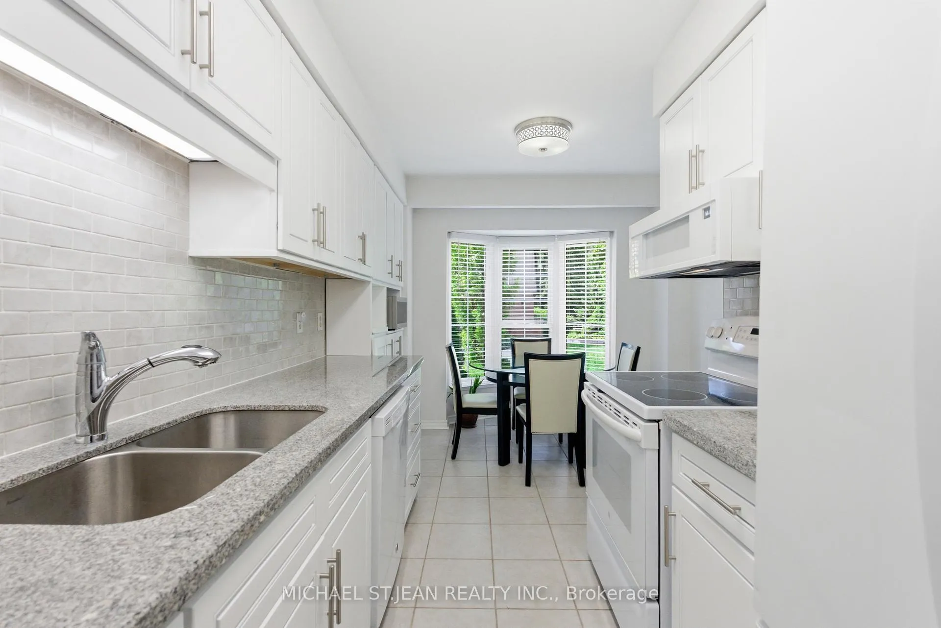 Photo 19 of Unit 66, 3027 Glencrest Road, Burlington, Roseland — HOMEH