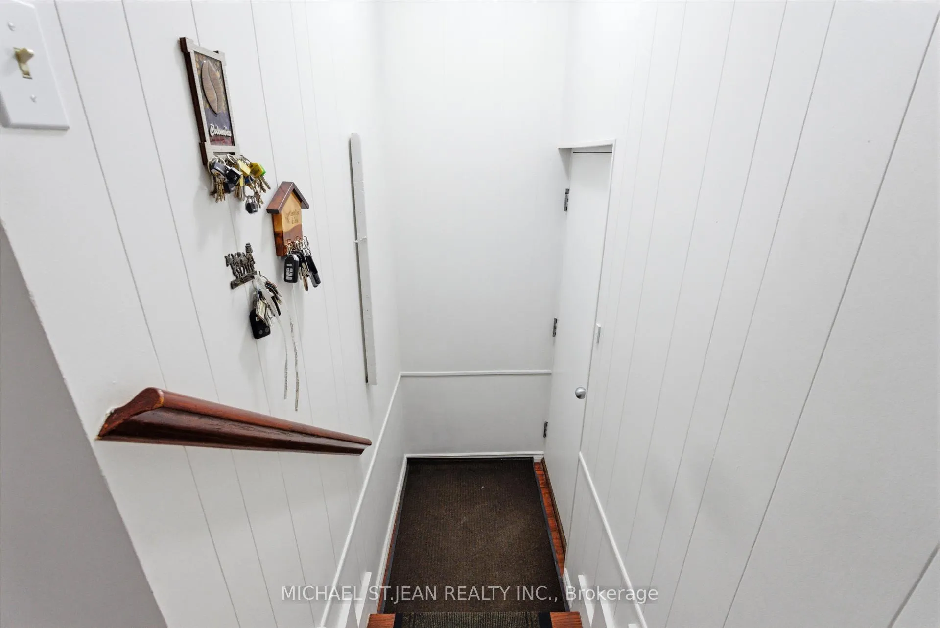 Photo 39 of Unit 66, 3027 Glencrest Road, Burlington, Roseland — HOMEH
