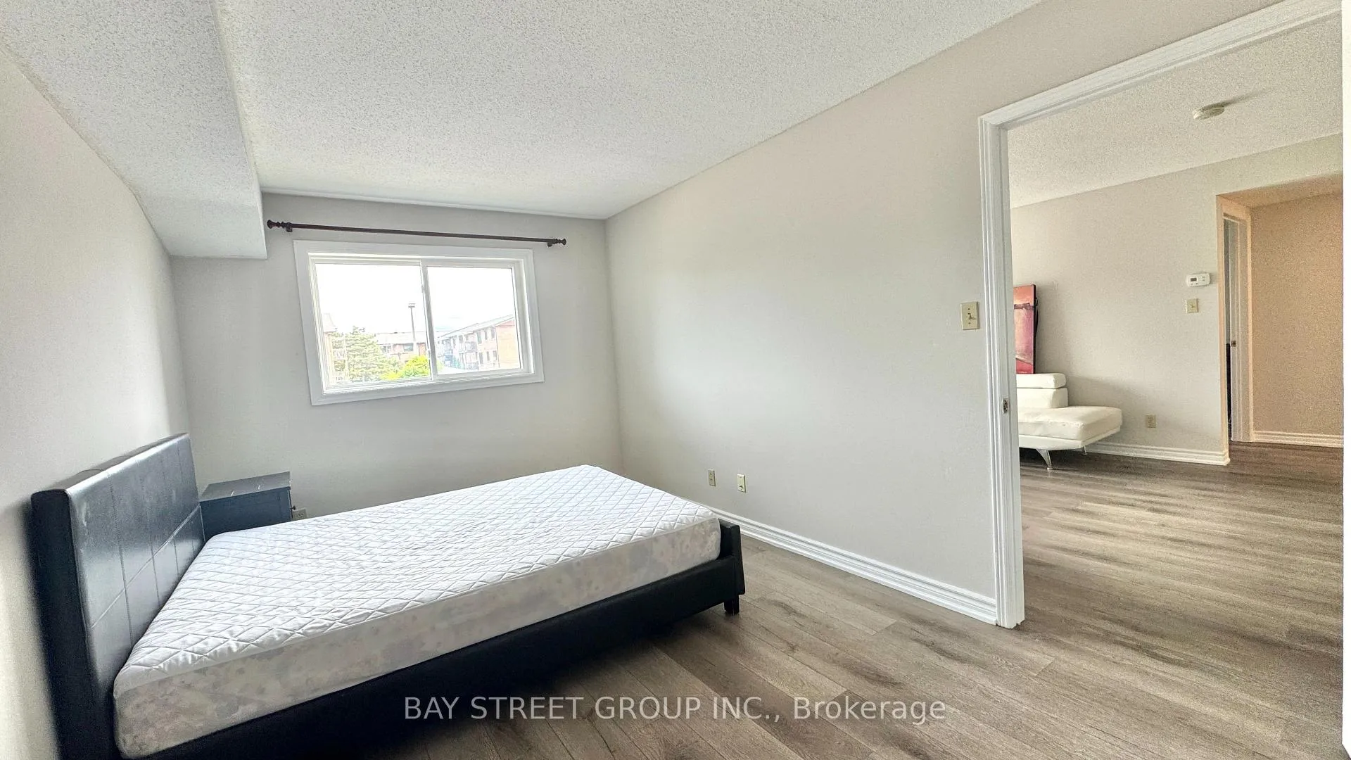 Photo 11 of Unit 213, 78 Roehampton Avenue, St. Catharines, Carlton/Bunting — HOMEH
