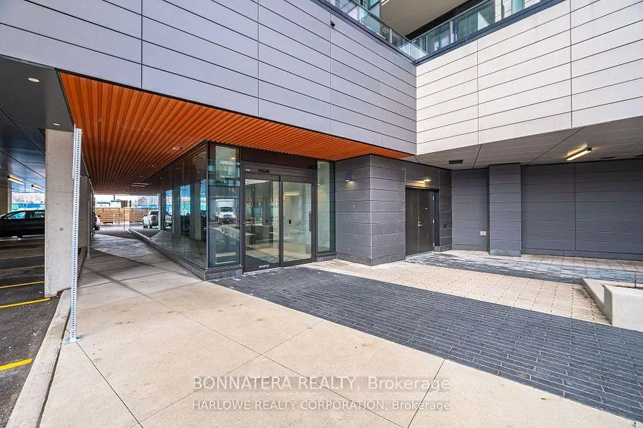 Photo 15 of Unit 907, 3006 William Cutmore Boulevard, Oakville, Joshua Meadows — HOMEH