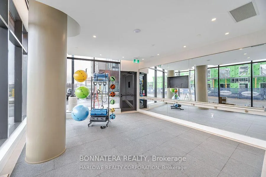 Photo 24 of Unit 907, 3006 William Cutmore Boulevard, Oakville, Joshua Meadows — HOMEH