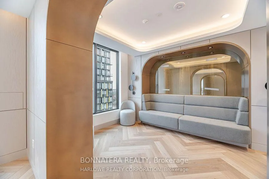 Photo 33 of Unit 907, 3006 William Cutmore Boulevard, Oakville, Joshua Meadows — HOMEH