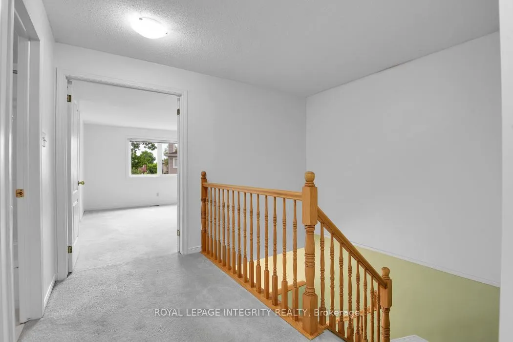 Photo 15 of 6176 Oak Meadows Drive, Ottawa, Chapel Hill — HOMEH