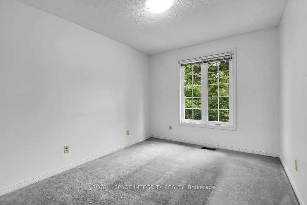 Photo 22 of 6176 Oak Meadows Drive, Ottawa, Chapel Hill — HOMEH