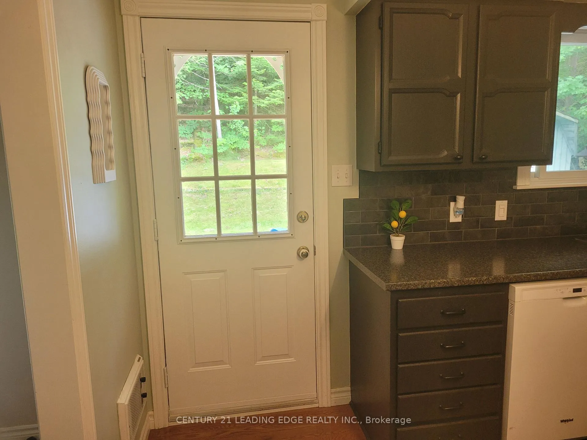 Photo 10 of 19 Forest Hill Road, Bancroft, Bancroft Ward — HOMEH