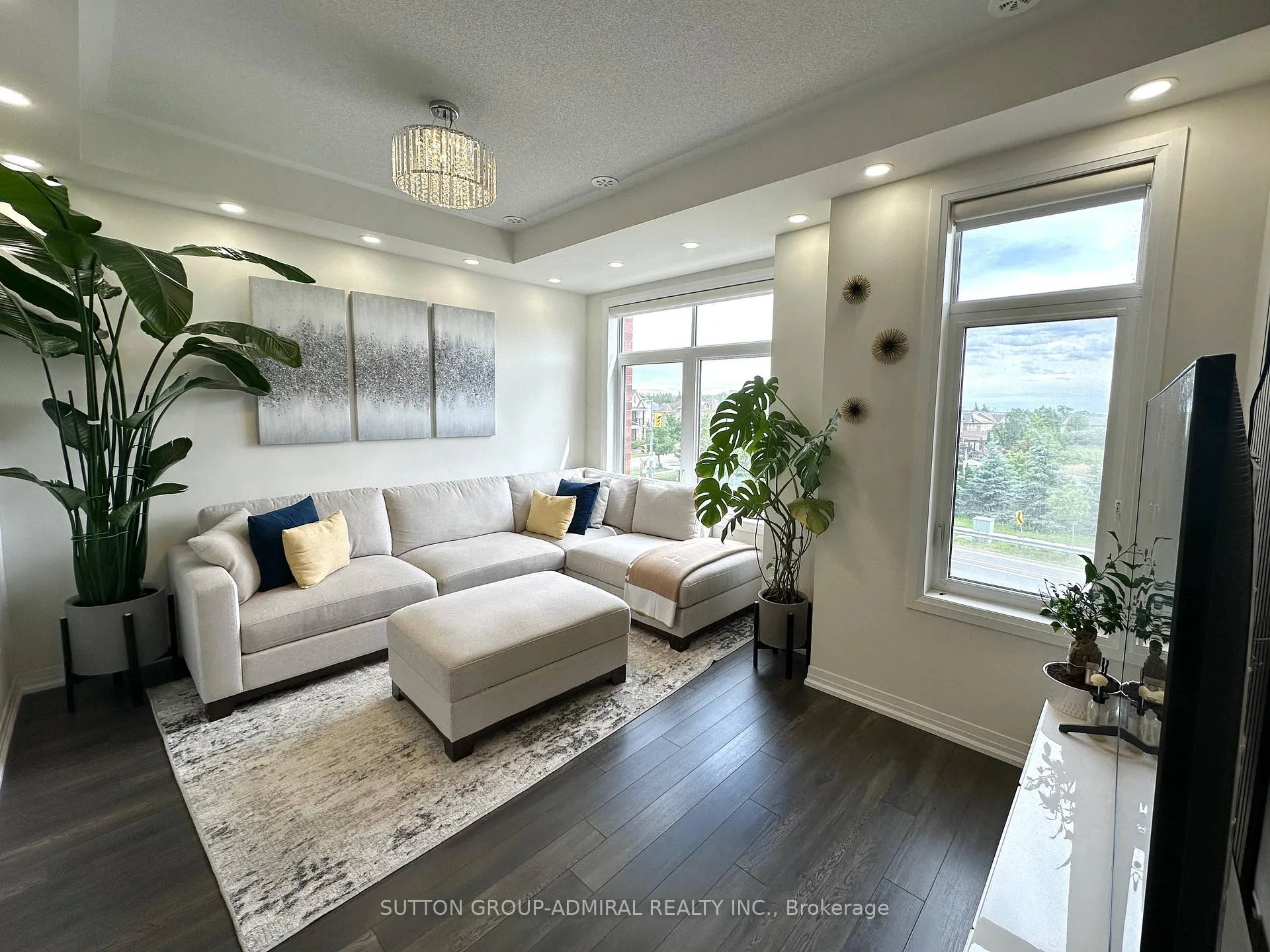 Photo 6 of 11 Saigen Lane, Markham, Cedar Grove — HOMEH