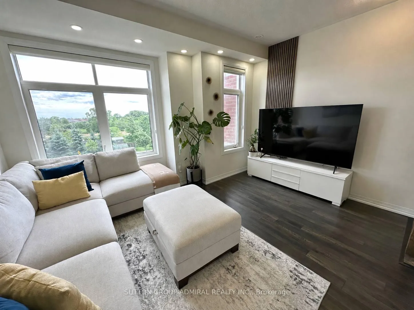 Photo 7 of 11 Saigen Lane, Markham, Cedar Grove — HOMEH