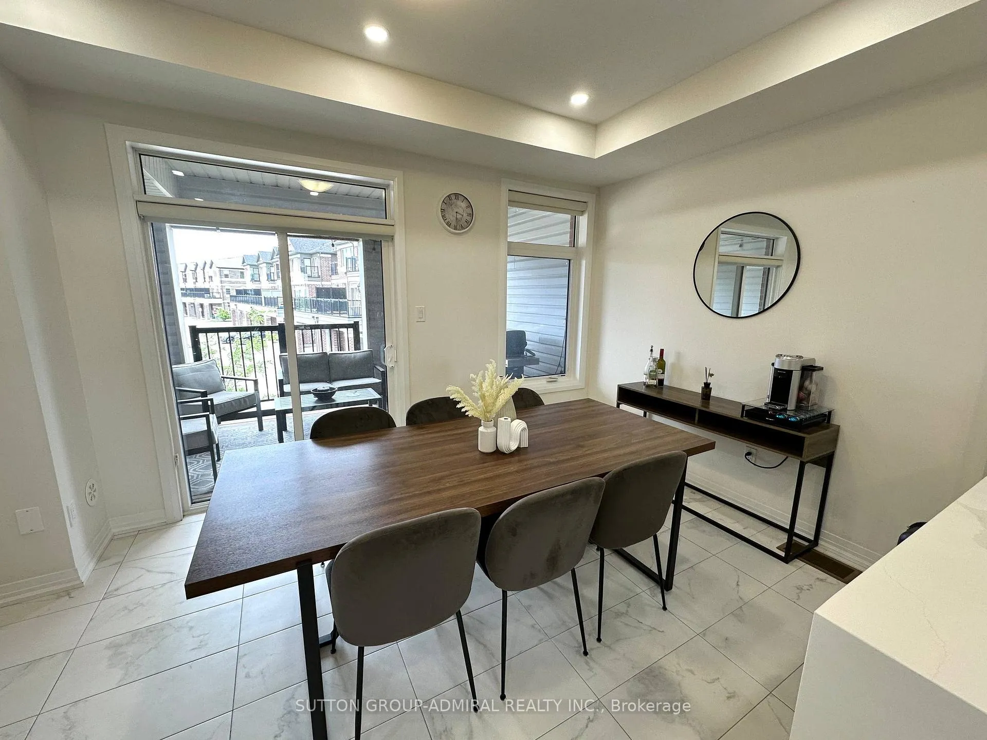 Photo 9 of 11 Saigen Lane, Markham, Cedar Grove — HOMEH